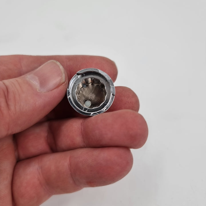 1/2" & 13 MM NUT COVER PLASTIC TOP HAT STYLE