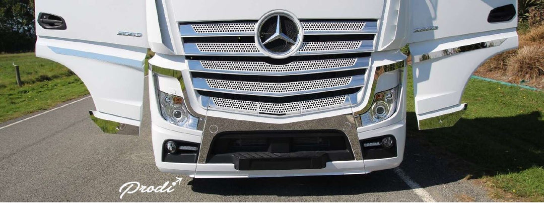 Mercedes Actros  Bottom Groll Kit (LOWER MASK AND DOOR APPLICATION)