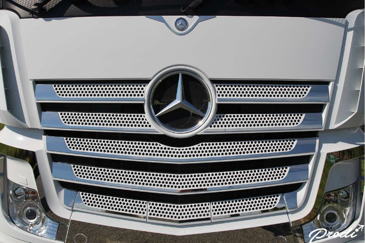 Mercedes Actros Front Grill Kit (Upper Mask Kit)