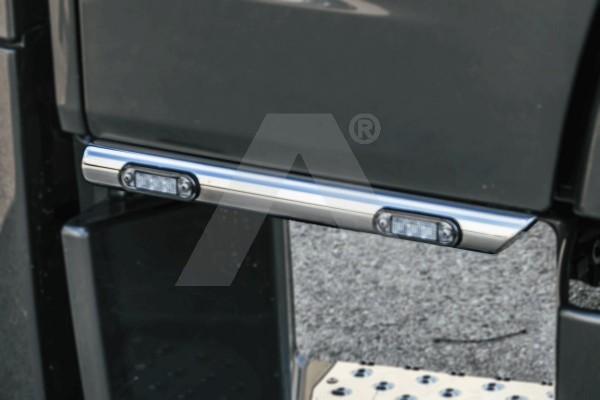 MAN Euro 6 TGX Door Bar 30